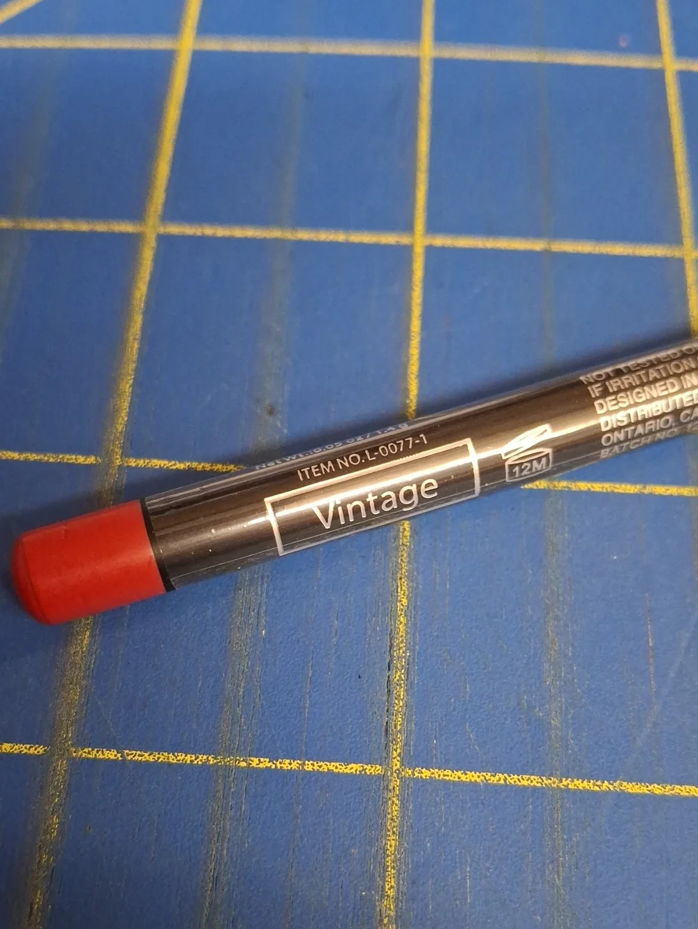 City Color Be Bold Lip Liner Pencil 1.4g New Sealed - Vintage